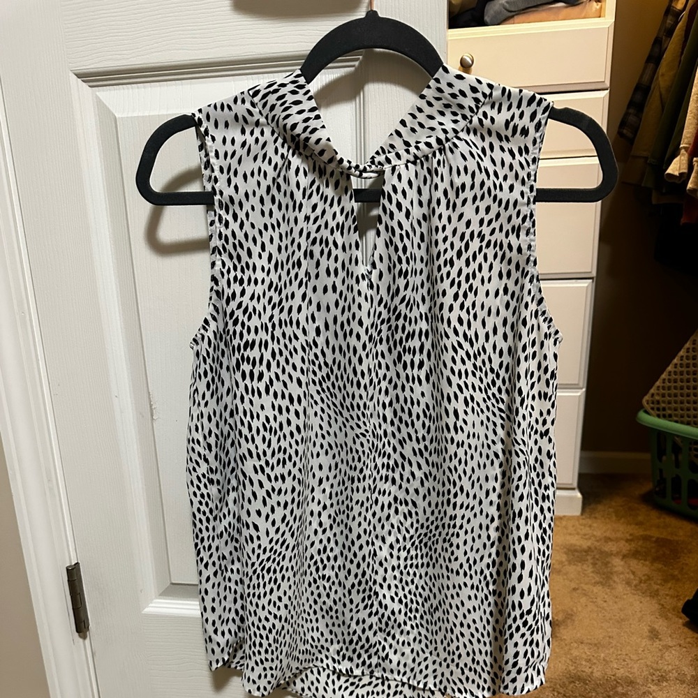Women’s shirt